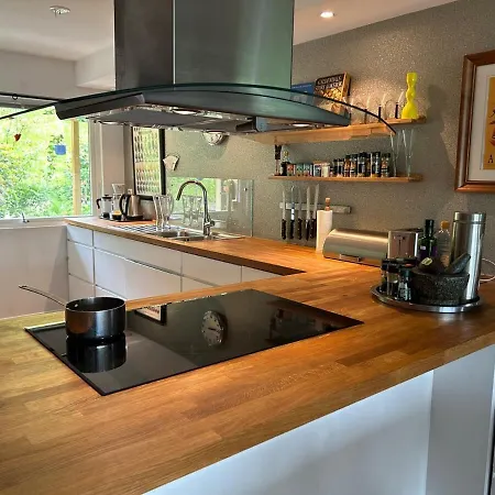 Family-friendly Townhouse On Landas Lii