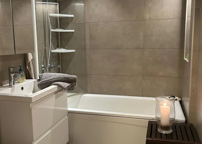 Family-friendly Townhouse On Landas * Lii