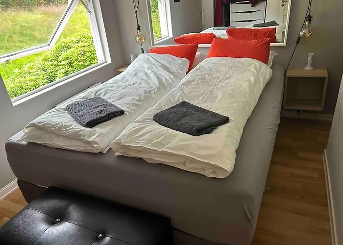 Family-friendly Townhouse On Landas * Lii